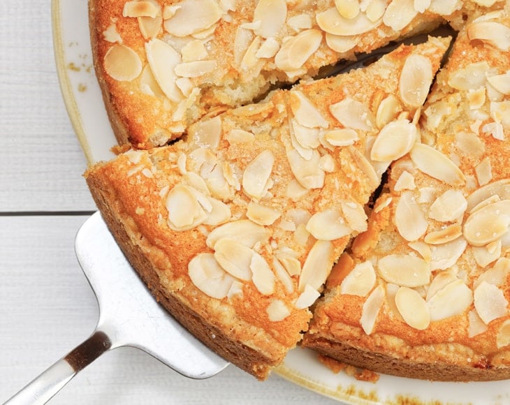 homemade-apple-pie-with-organic-blanched-sliced-almonds