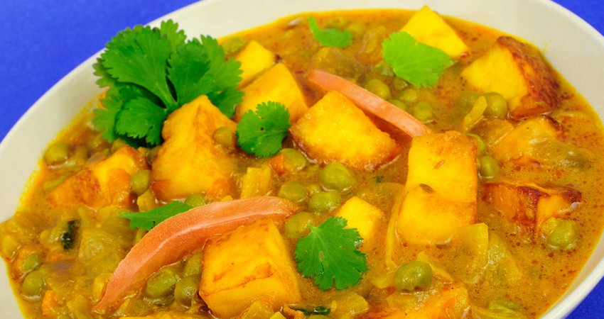 Khoya Matar: Indian Creamy Delight with Green Peas