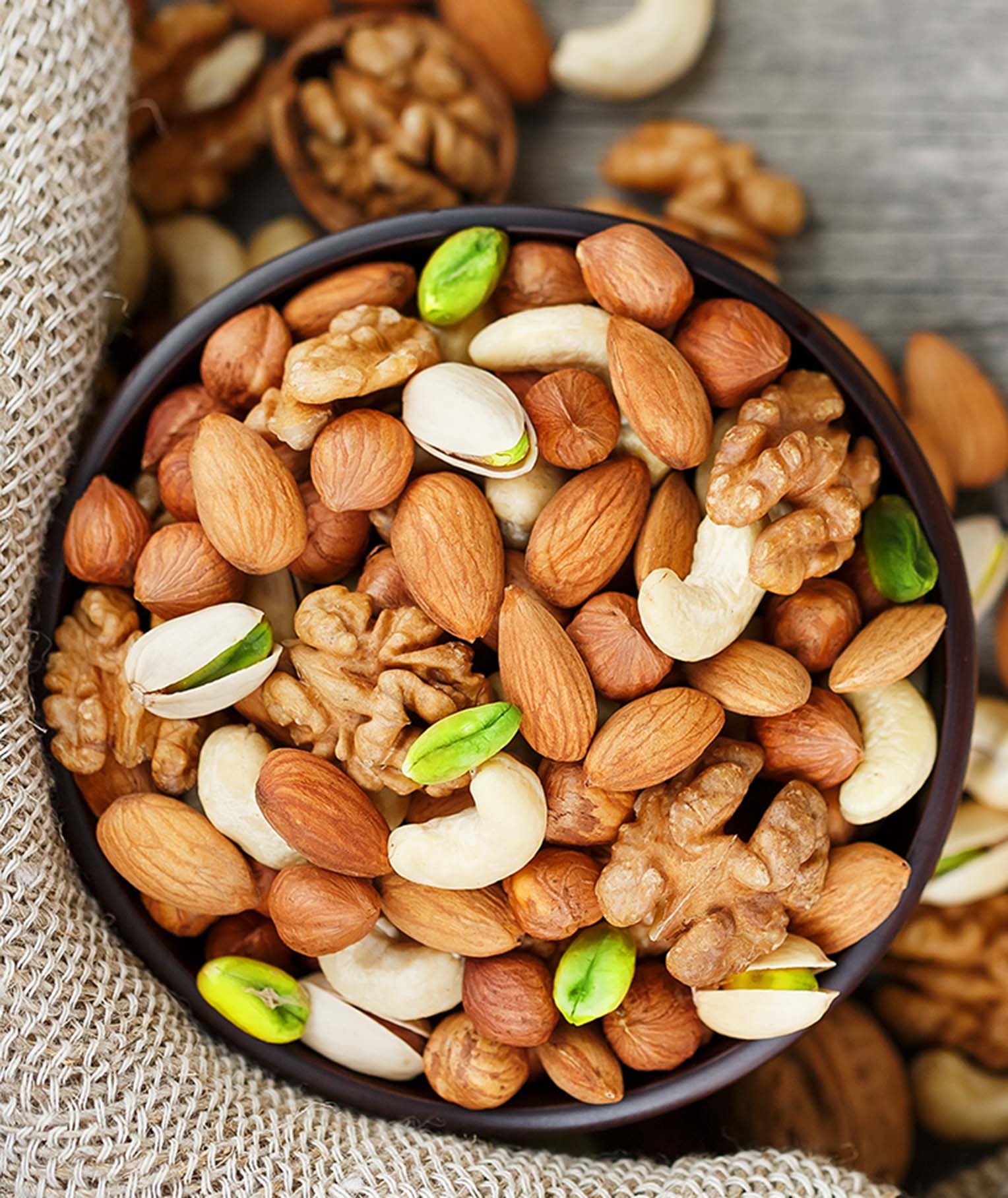 Benefits of Raw Nuts: Which Nuts Are Healthiest