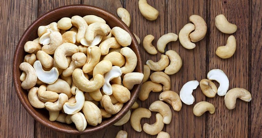 Why is it better to choose organic cashews?