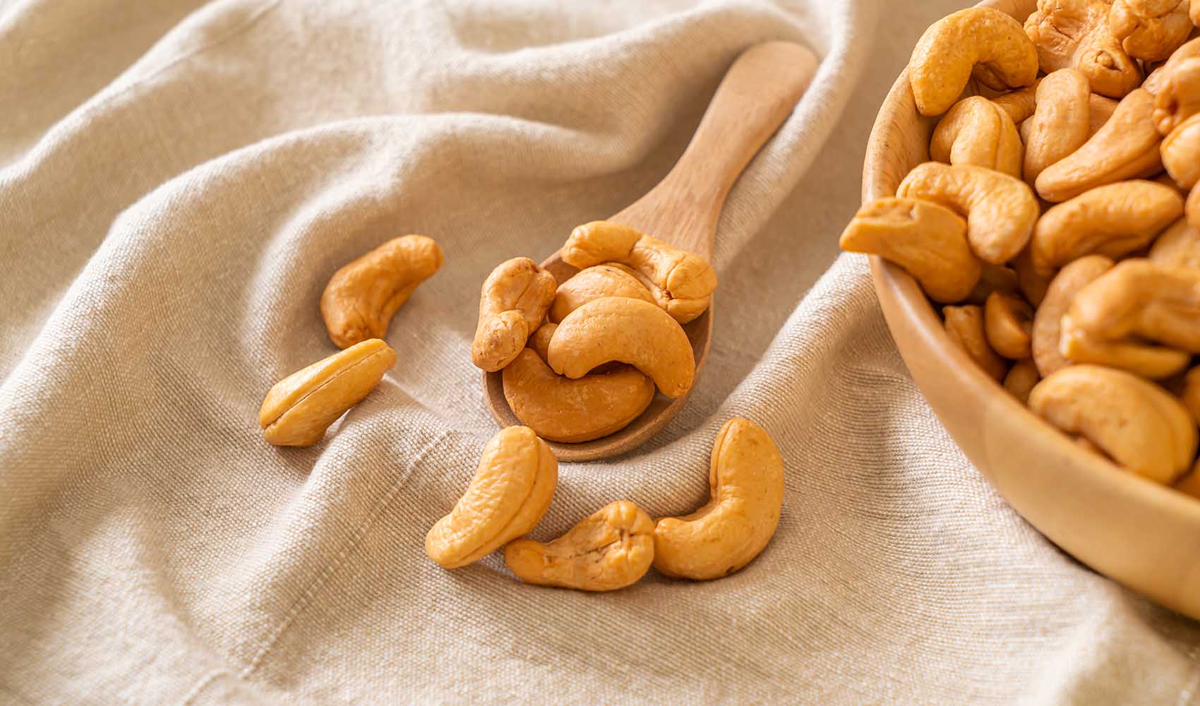 Benefits-of-Eating-Cashew-Nuts-During-Pregnancy-3