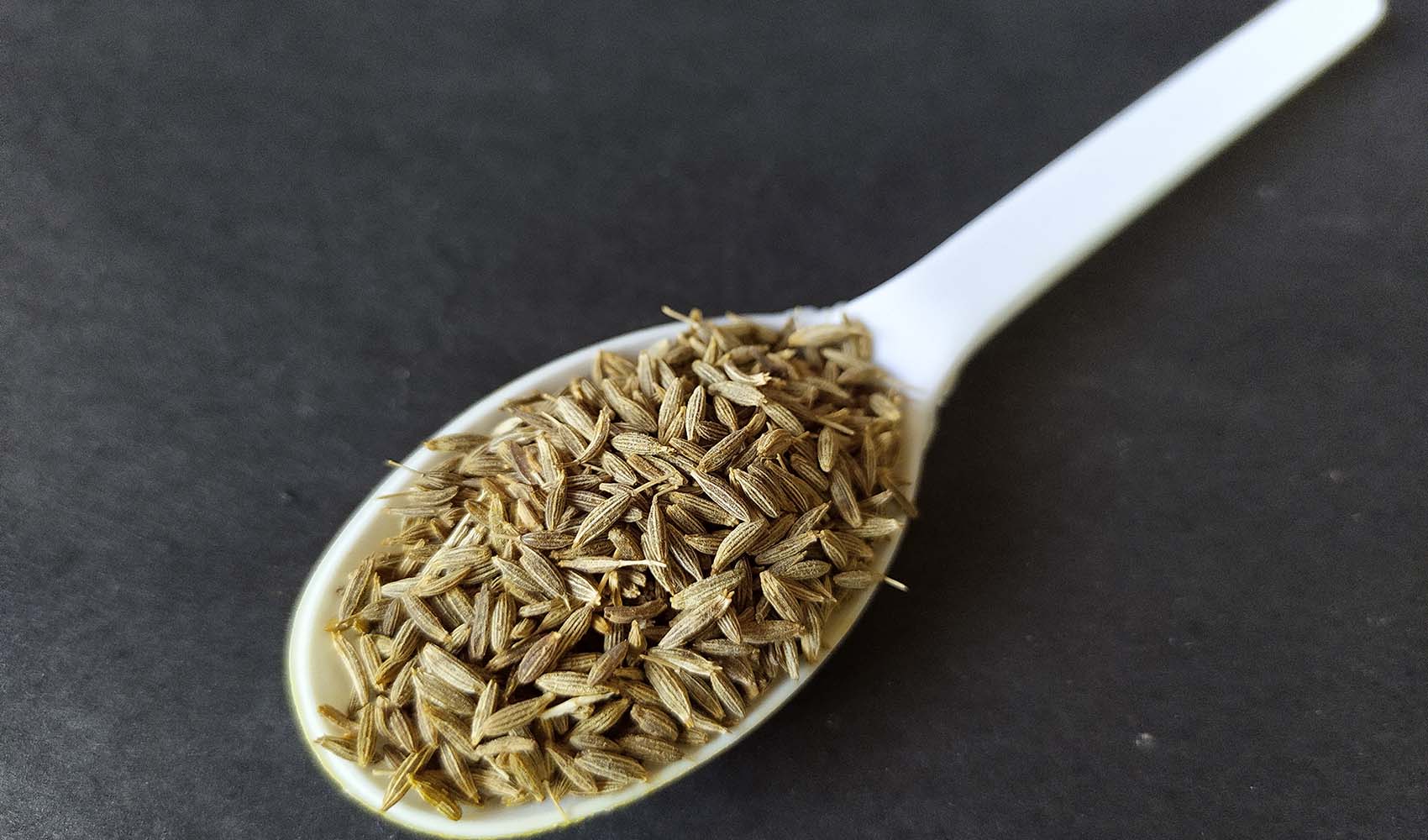 Fennel-Seeds-Benefits-and-Side-Effects-2