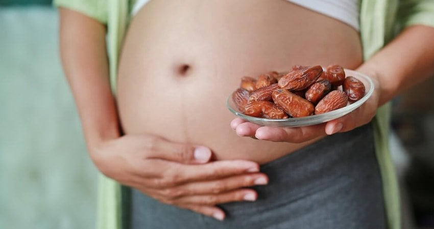  Health Benefits of Dried Fruits and Nuts for Pregnant Women