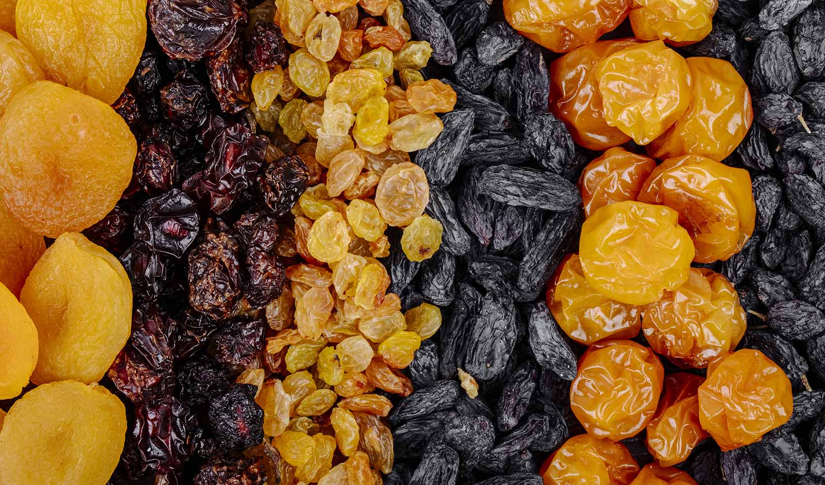 Benefits-of-Eating-Dried-Fruits-and-Nuts-During-Pregnancy-1