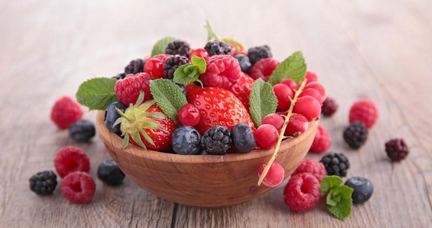 Regular eating of berries