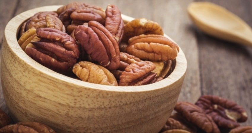 How to Select and Store Pecans