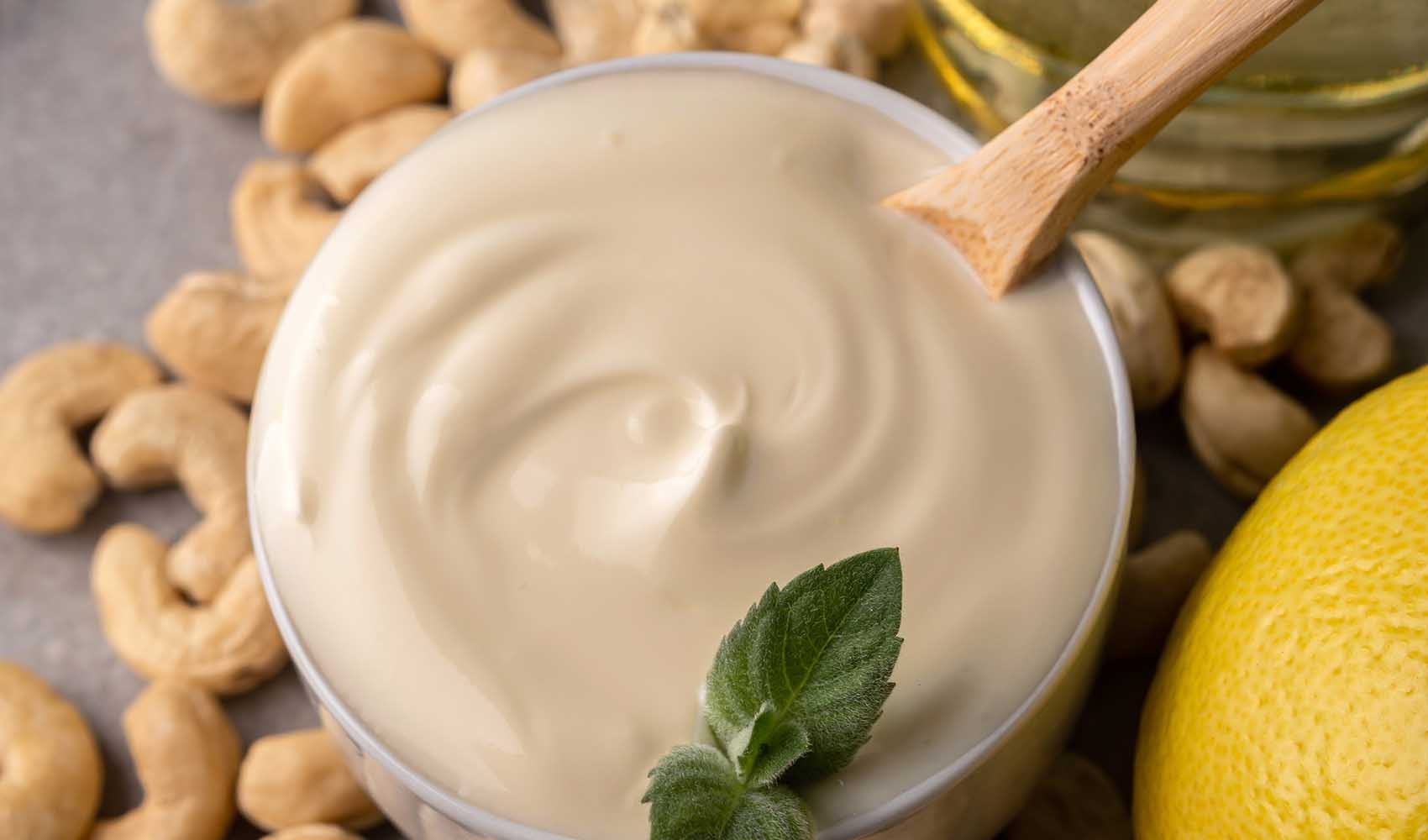 8-Uses-for-Cashew-Cream-in-Your-Kitchen-3