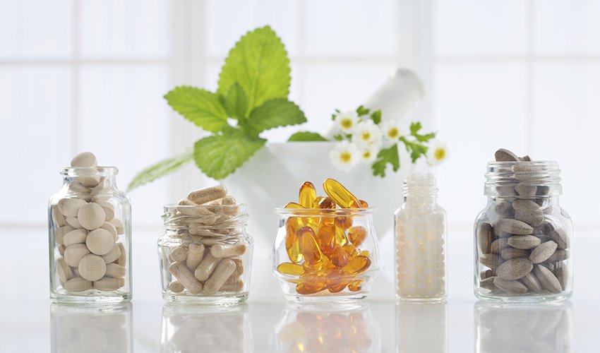 Health Benefits of Superfoods Vs. Dietary Supplements
