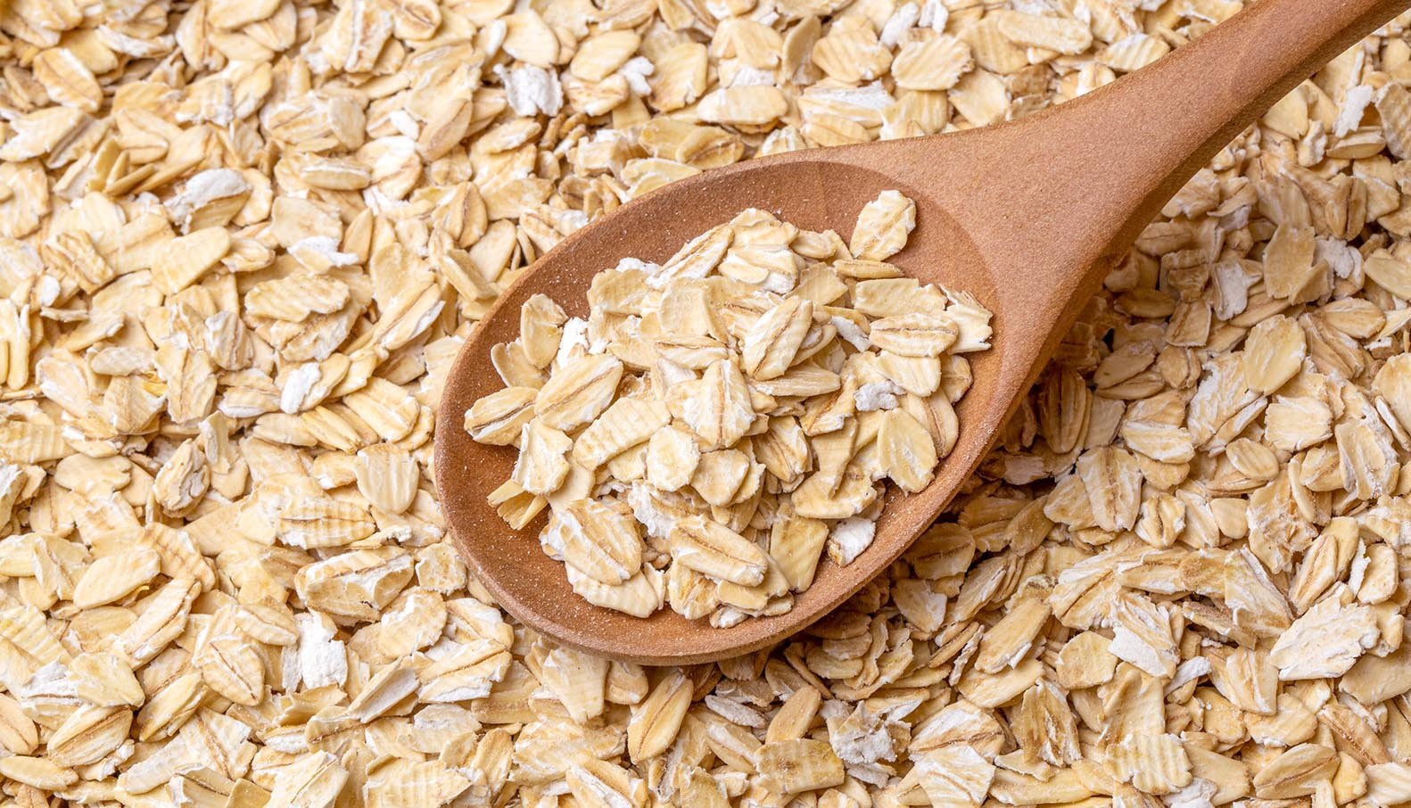 10-health-benefits-of-eating-oats-featured-image