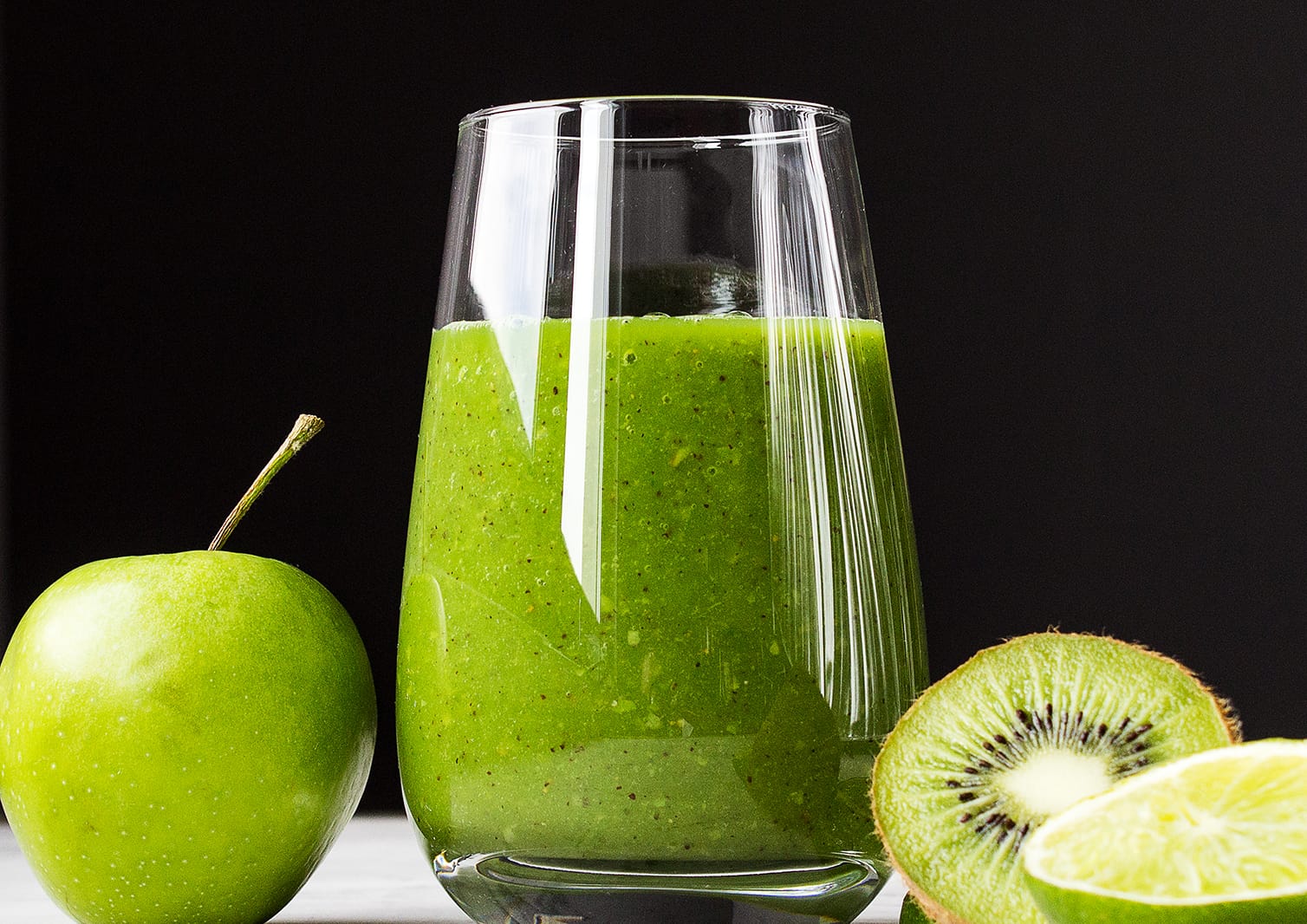 Spinach and Kiwi Green Smoothie