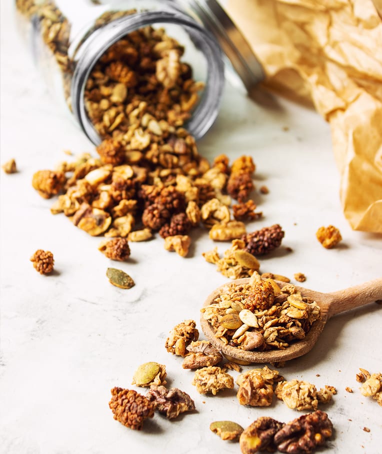 Homemade Crunchy Mulberry Granola