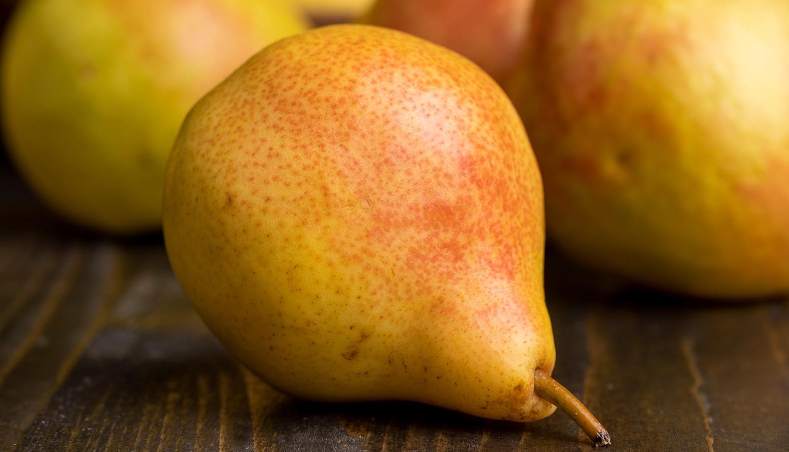 pears-vs.-apples-3