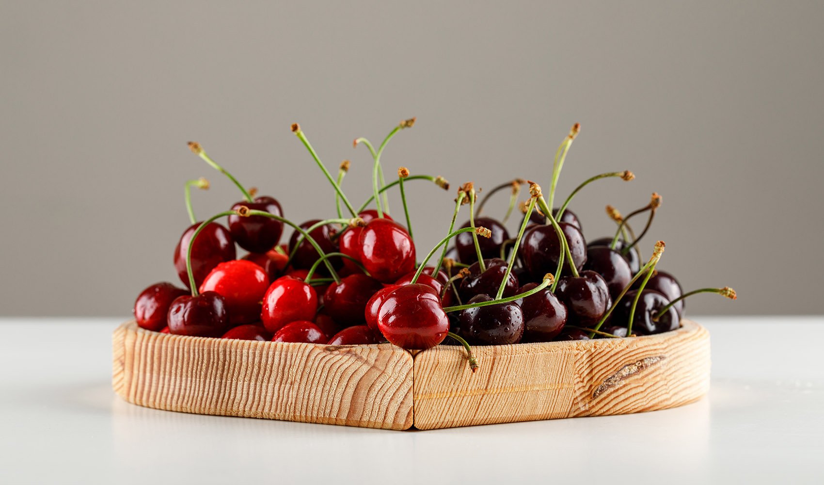what-is-the-difference-between-tart-cherries-and-sweet-cherries-2