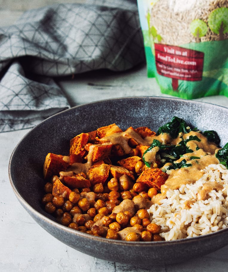 Healthy Chickpea Rice Veggie Bowl