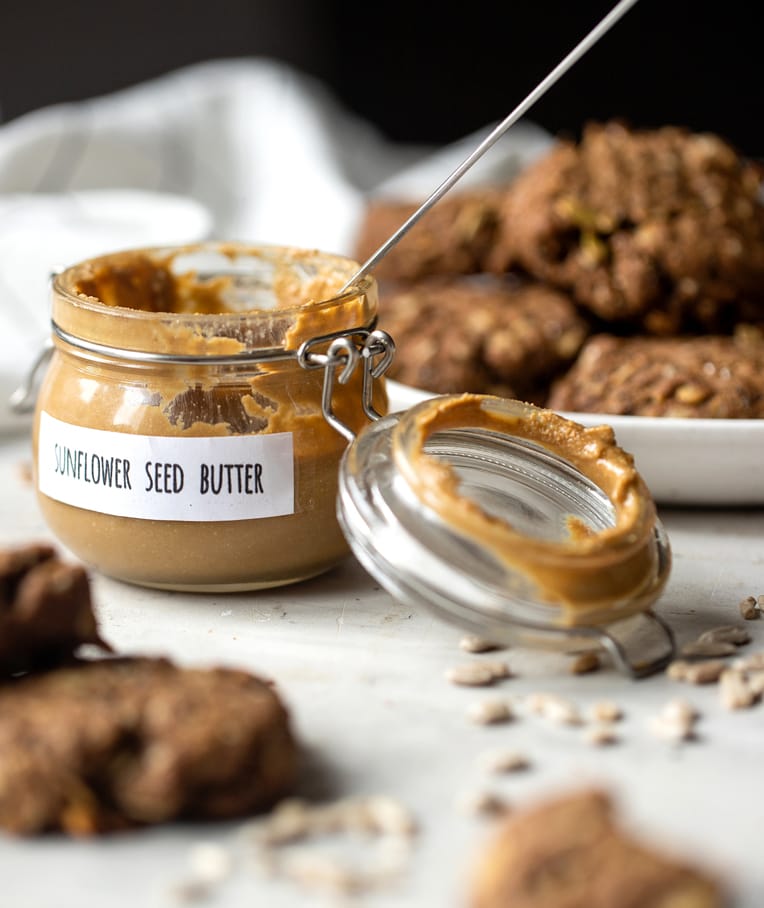 The Benefits of Sunflower Seed Butter and How to Make it at Home