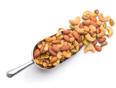 Raw nuts vs Roasted: Which is more nutritious?