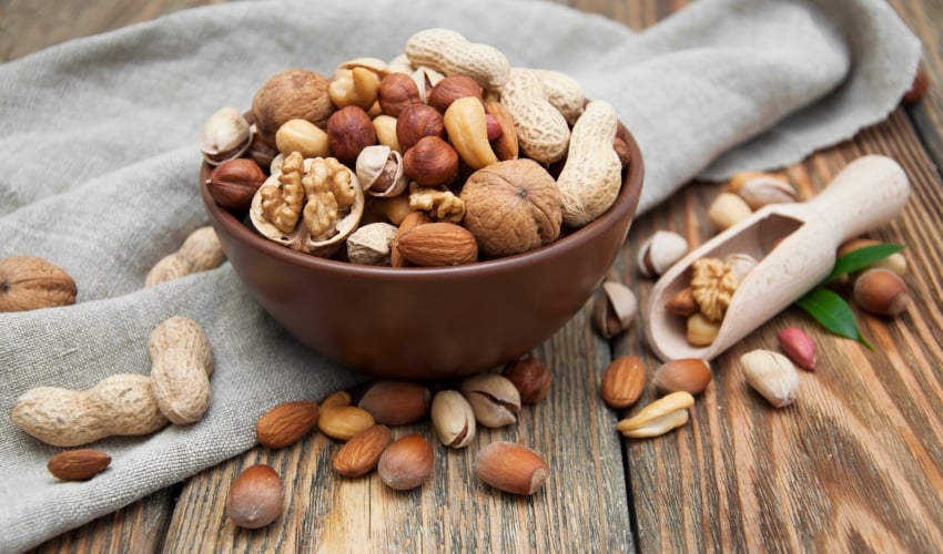 Raw nuts vs Roasted: Which is more nutritious?