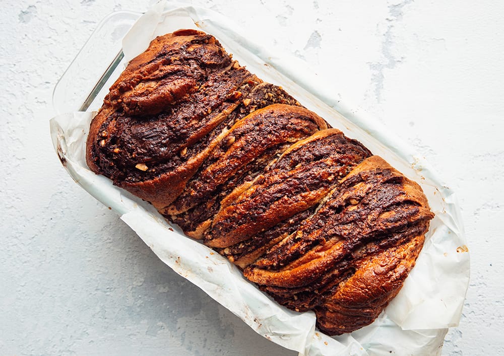 chocolate hazelnut babka