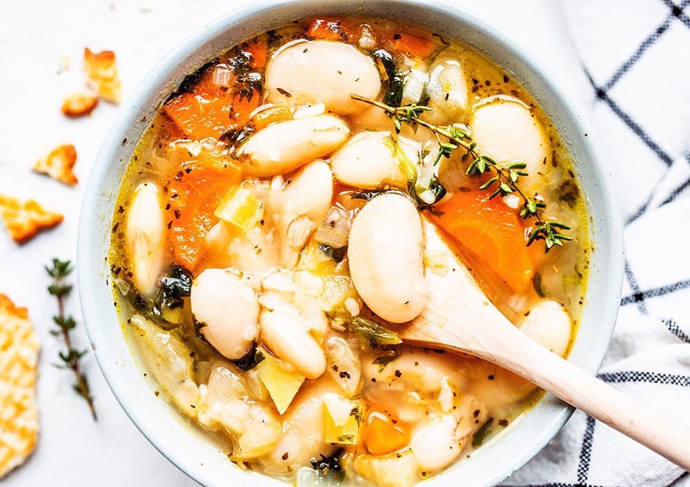 white bean and kale soup