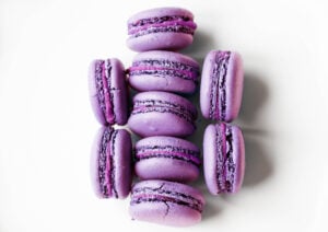 dreamy-violet-macarons-5