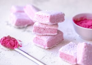 homemade-cranberry-marshmallow
