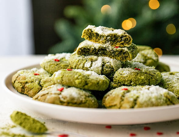 The Grinch’s Favorite: Matcha Crinkle Cookies