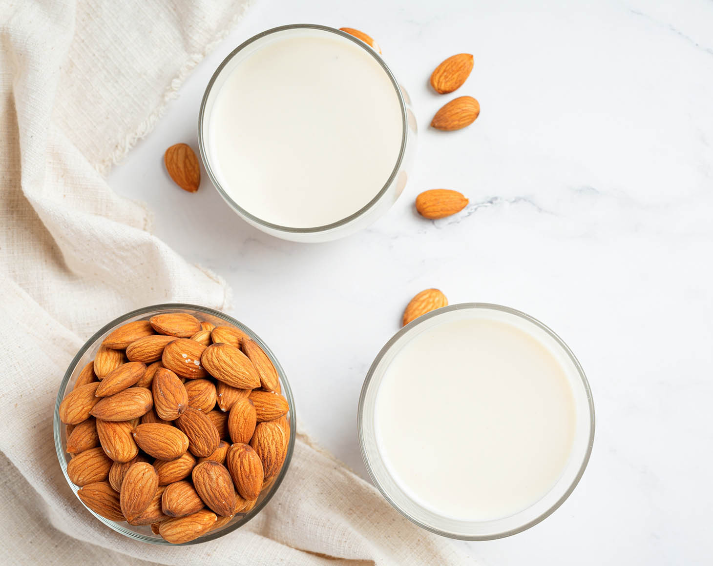 almond-milk-from-organic-italian-raw-almonds
