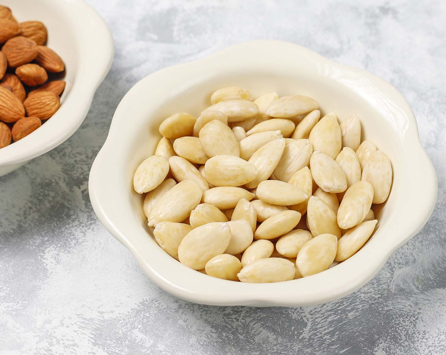 whole-blanched-almonds