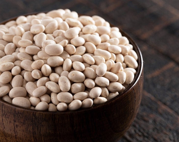 organic-navy-beans-min