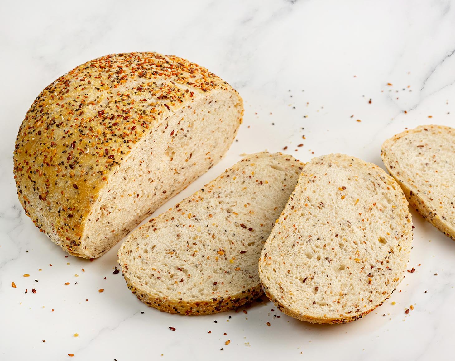 homemade-freshly-baked-bread-with-organic-kamut-khorasan-wheat-flour