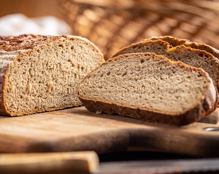 homemade-bread-with-organic-whole-wheat-bread-flour-min