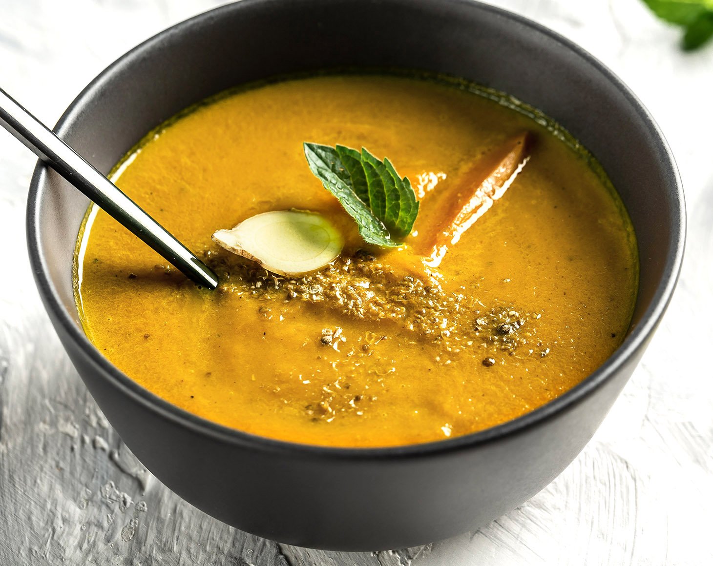 carrot-soup-with-organic-broccoli-sprout-powder