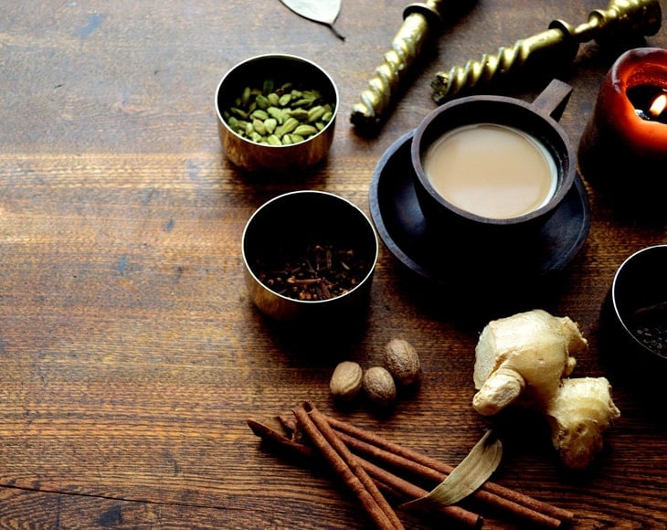 Organic-Green-Cardamom-Pods-tea-coffee-min