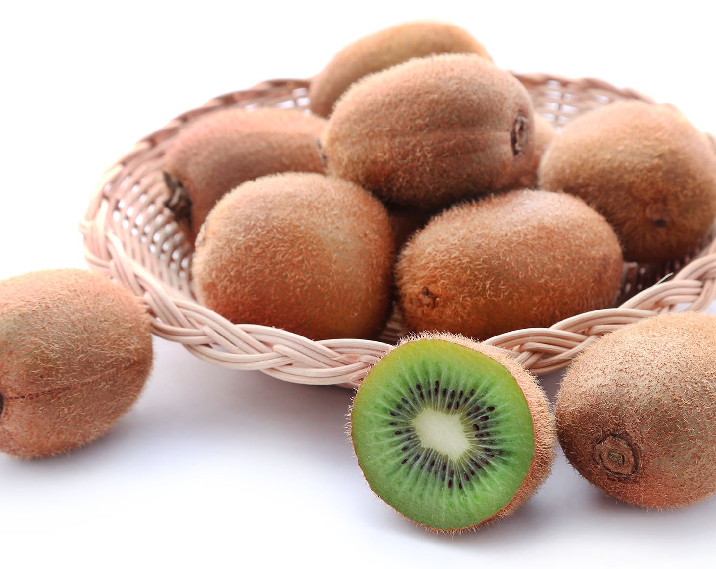 Kiwi fruits in a basket