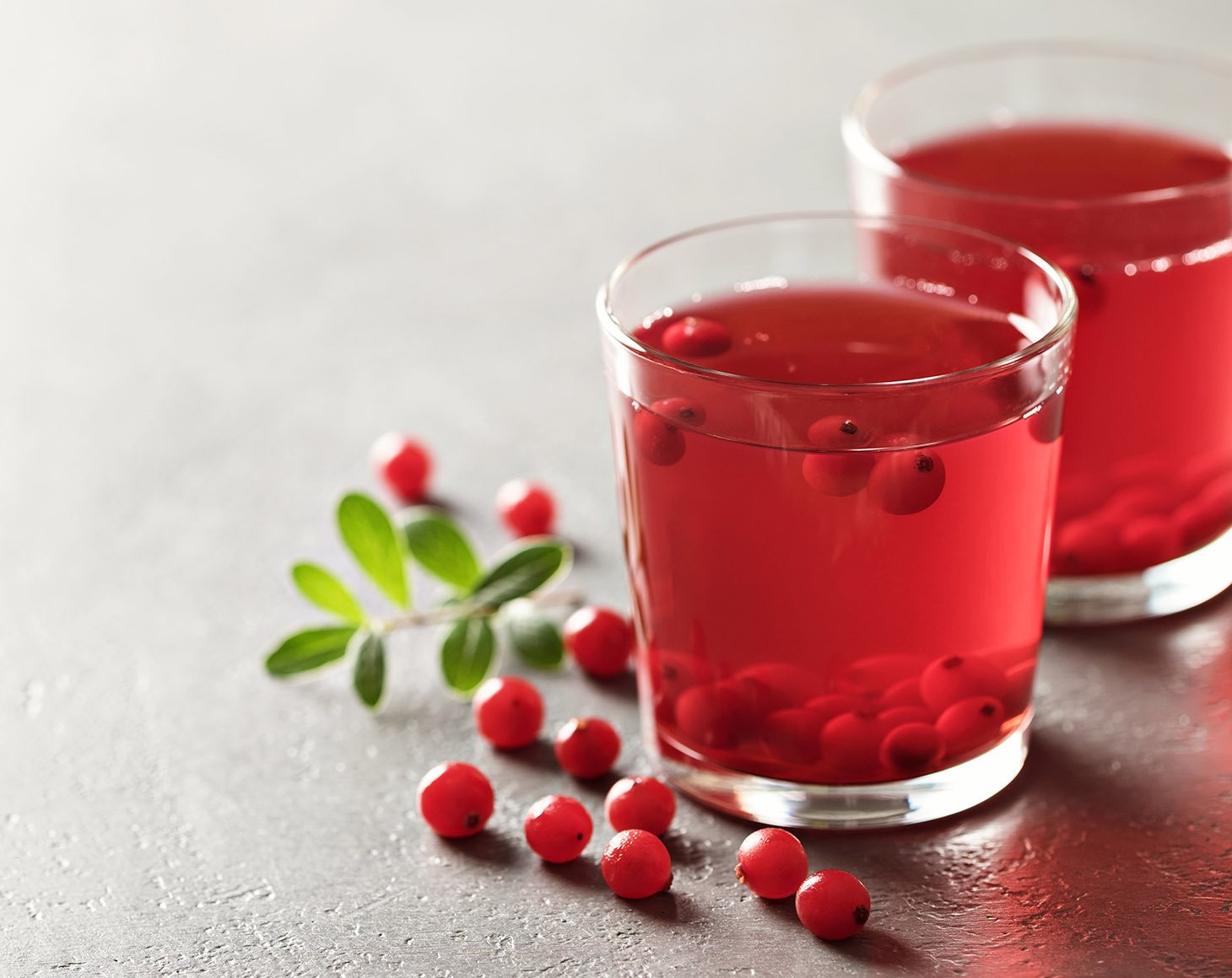 fresh-cranberry-drink-with-organic-cranberry-powder