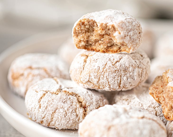amaretti-cookies-with-california-unblanched-almond-flour-2