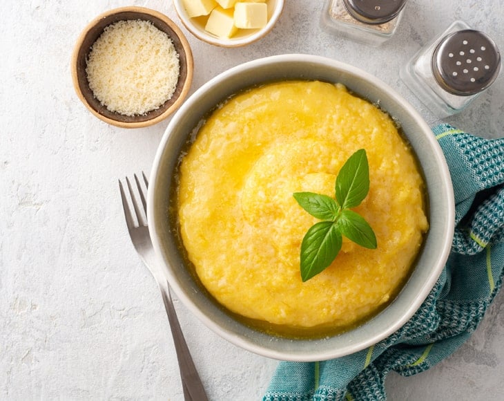polenta-with-butter-and-parmesan-cheese-min