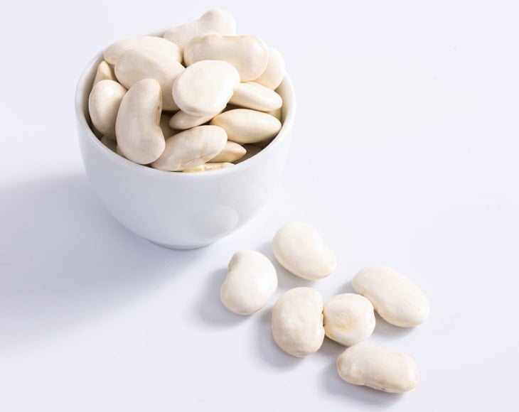 organic-large-white-kidney-beans-min
