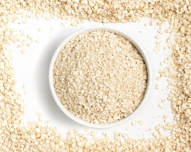 conventional-white-quinoa-flakes-min