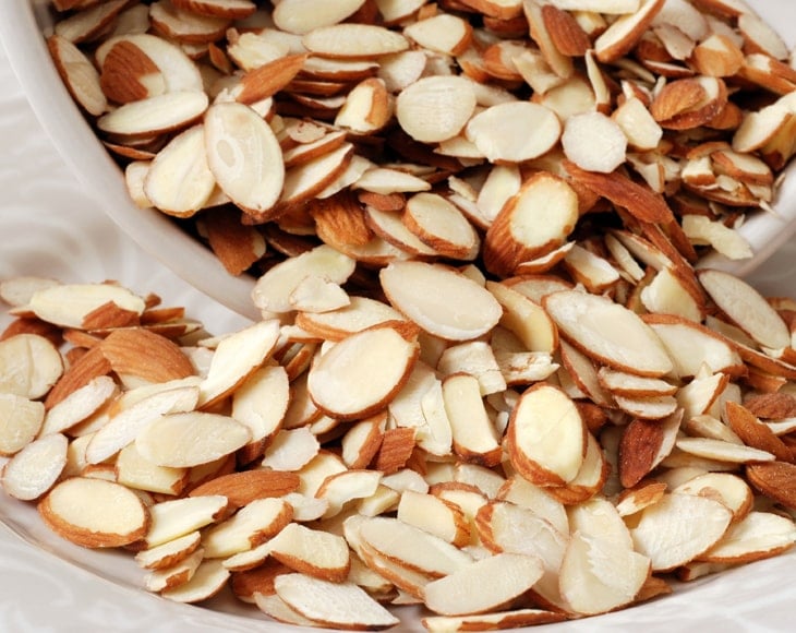 natural-sliced-almonds-2-min