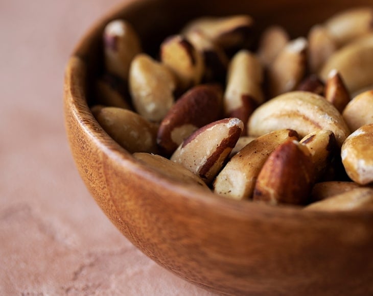 organic-dry-roasted-brazil-nuts-min