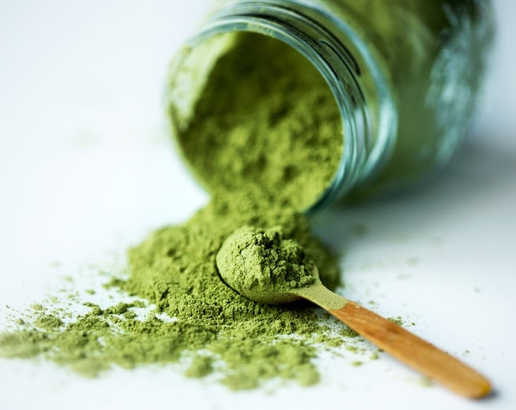 organic-supergreens-powder-mix-3-min