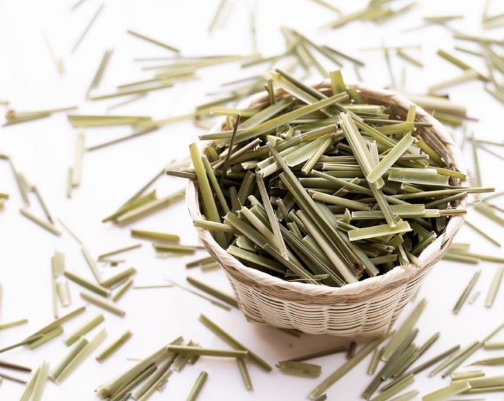 dried-lemongrass-leaves-min