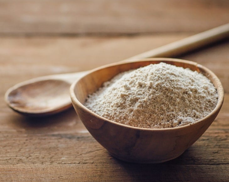 whole-grain-oat-flour-min