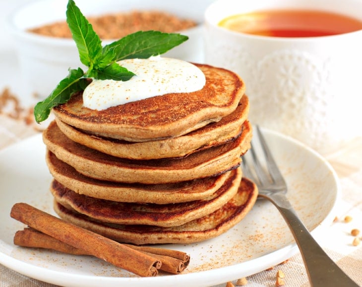 healthy-breakfast-pancakes-with-organic-whole-grain-buckwheat-flour-blend-min