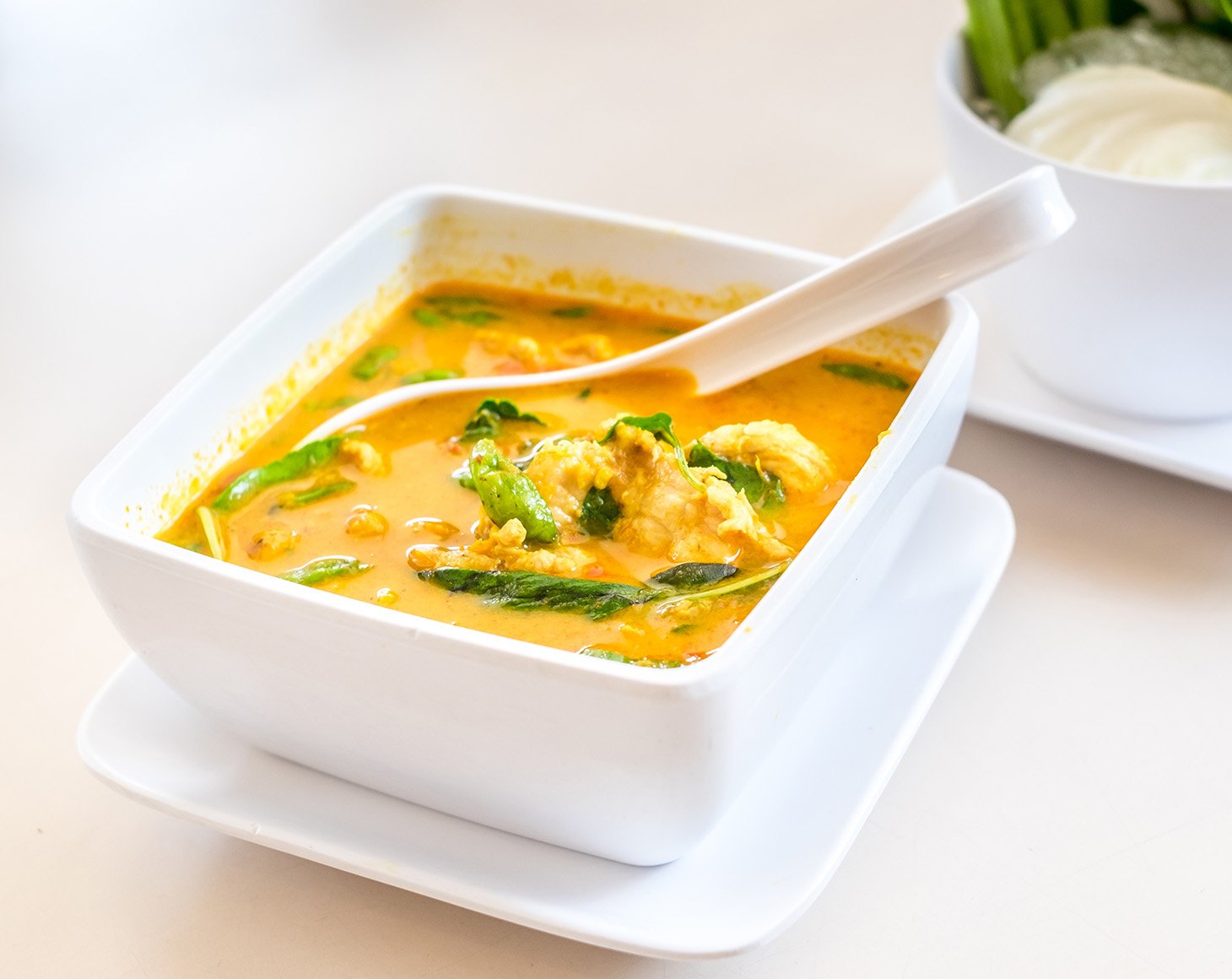 thai-yellow-curry -soup-with-mild-curry-powder