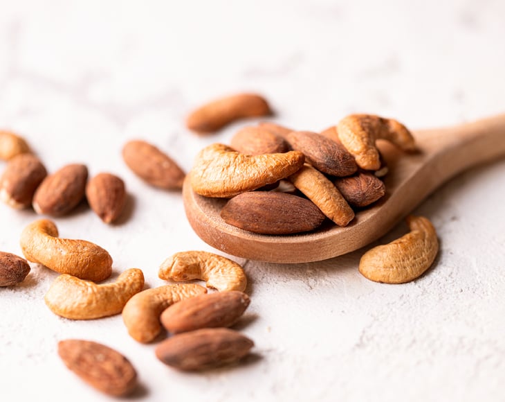 almonds-and-cashews-mix