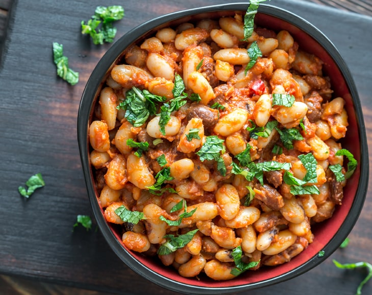 bowl-mexican-pinto-beans-min