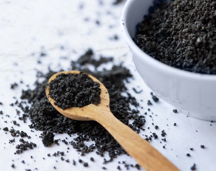 organic-black-cumin-seeds-powder-2-min